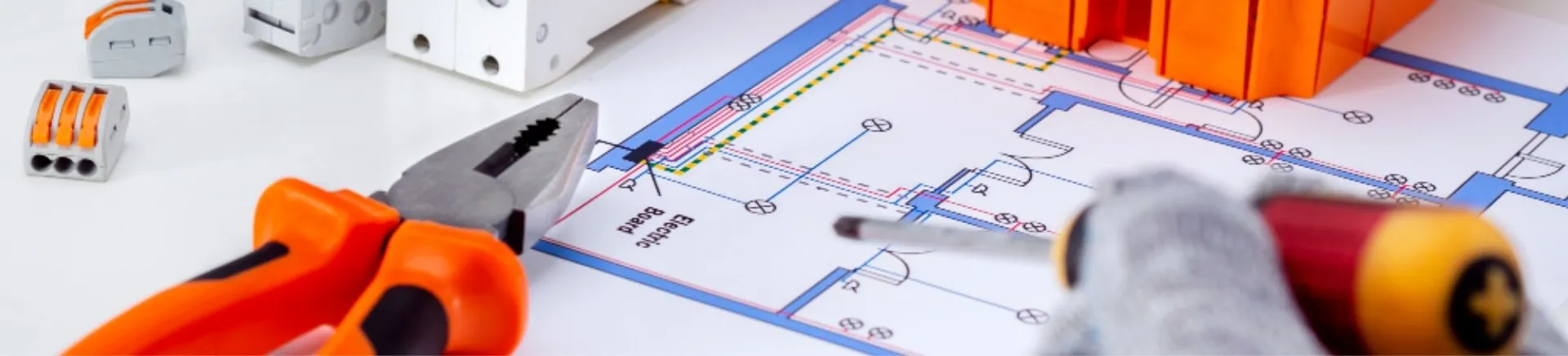 ELEKTROINSTALACE A VÝROBA ROZVADĚČŮ